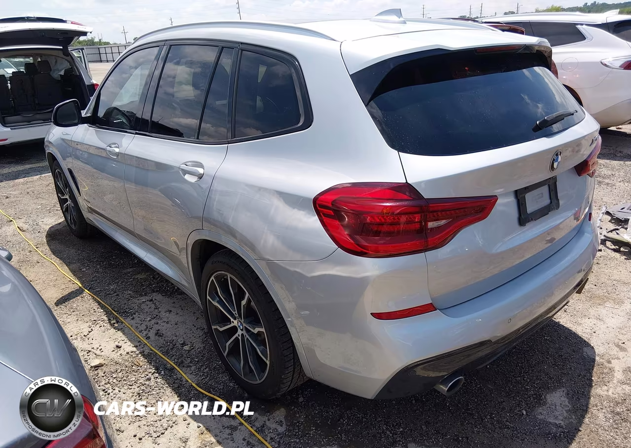2018 BMW X3 xDrive30I VIN:5UXTR9C51JLC84013 - 3