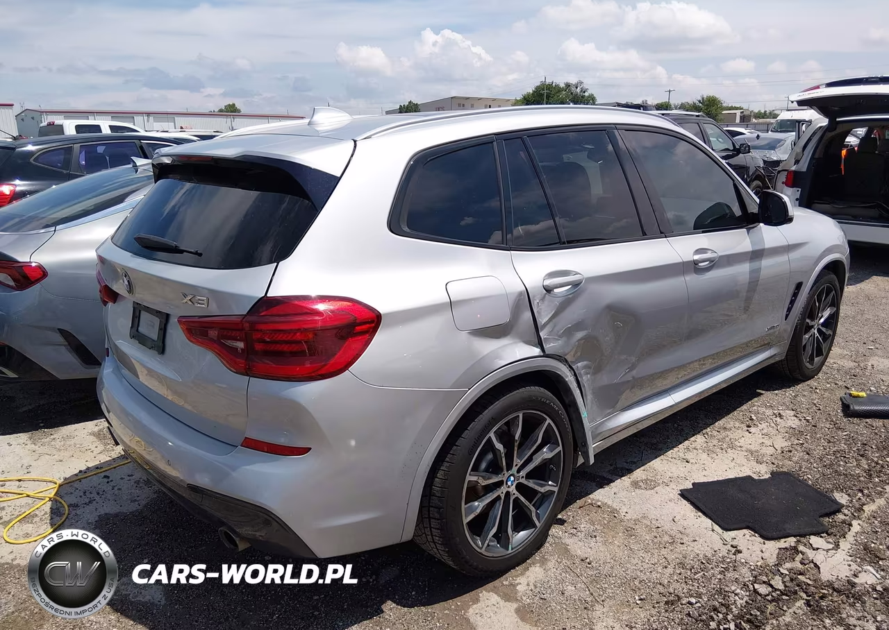 2018 BMW X3 xDrive30I VIN:5UXTR9C51JLC84013 - 4