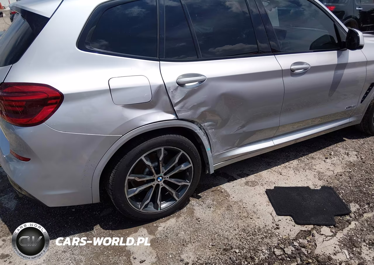2018 BMW X3 xDrive30I VIN:5UXTR9C51JLC84013 - 6