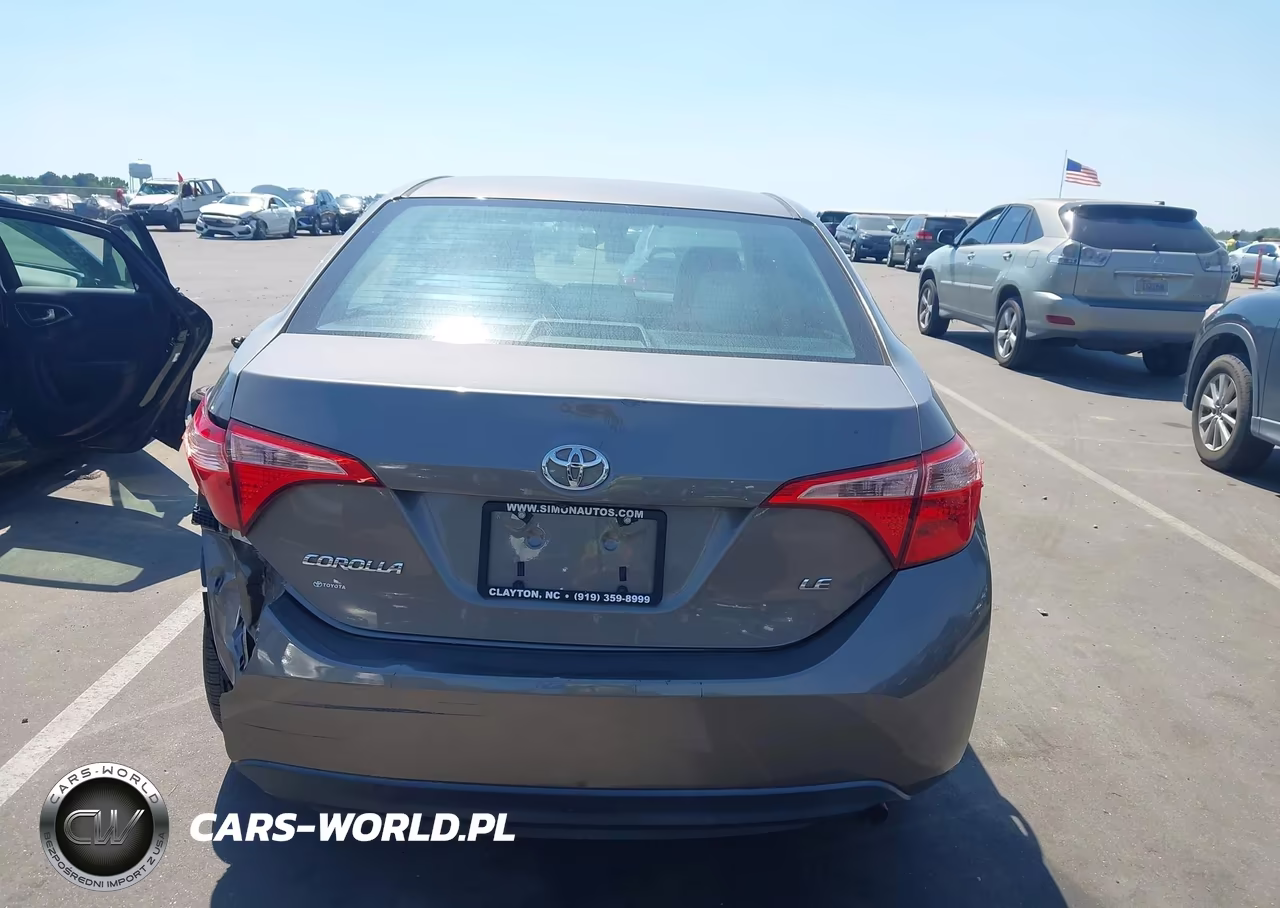 2017 Toyota Corolla Le VIN:2T1BURHE8HC804940 - 16