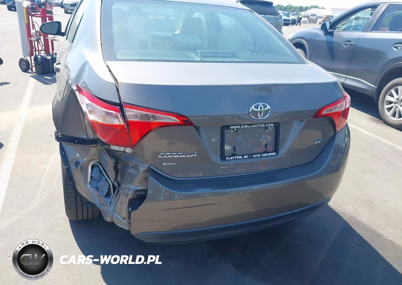 2017 Toyota Corolla Le VIN:2T1BURHE8HC804940 - 17