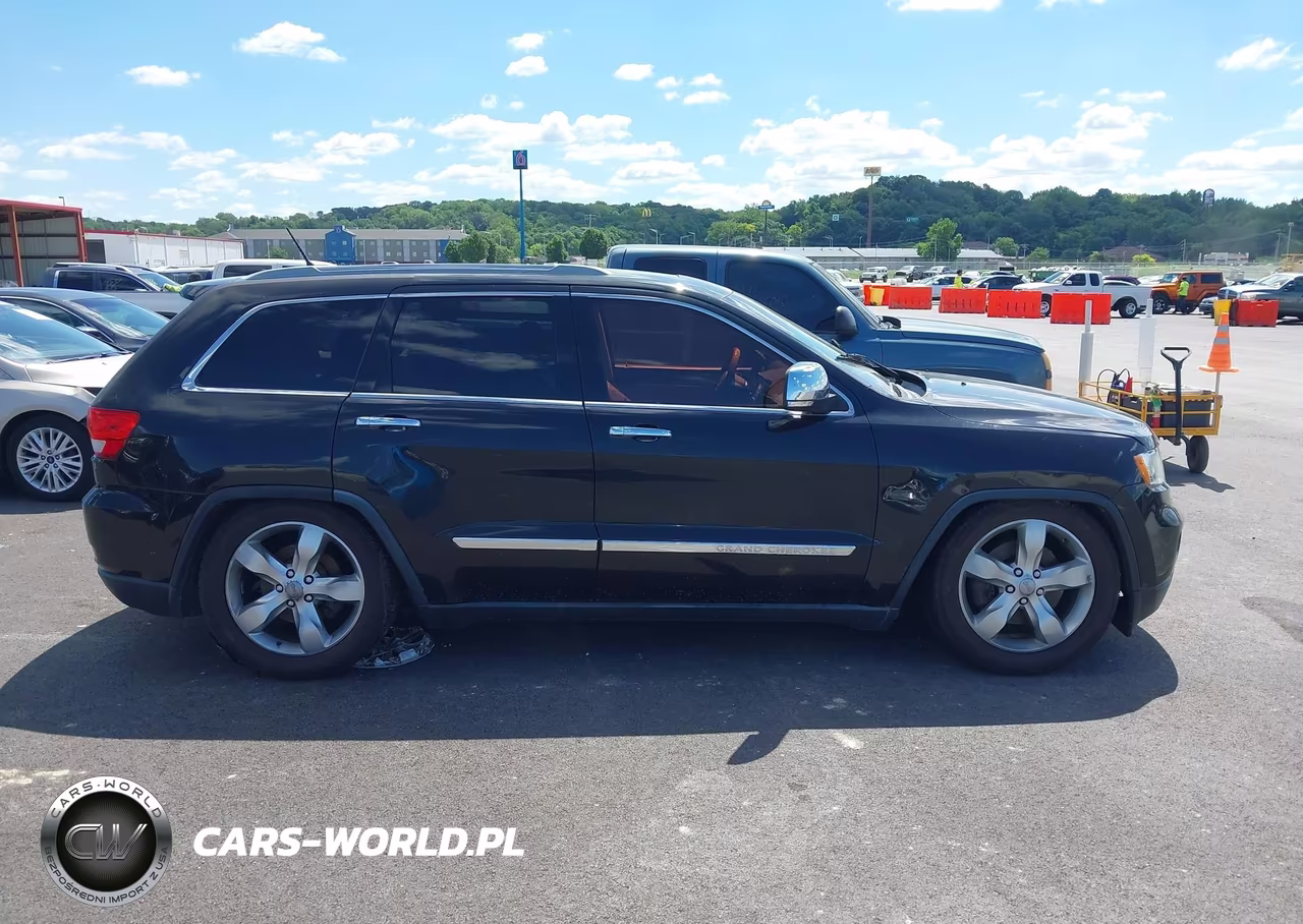 2012 Jeep Grand Cherokee Overland VIN:1C4RJFCT2CC220773 - 13
