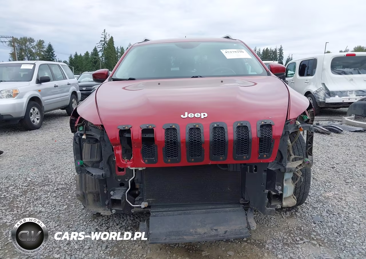 2014 Jeep Cherokee Latitude VIN:1C4PJLCB1EW205616 - 6