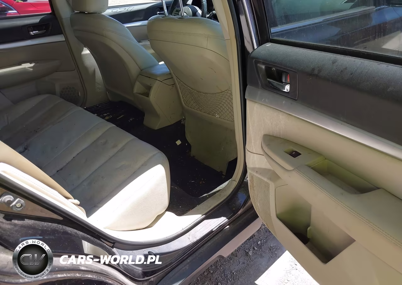 2013 Subaru Outback 2.5I Premium VIN:4S4BRCCC5D3302826 - 8
