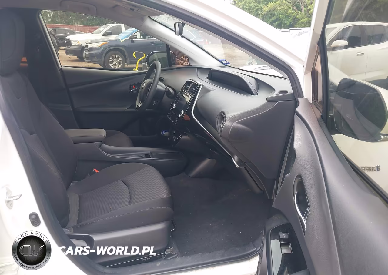 2019 Toyota Prius Le VIN:JTDKARFU7K3089359 - 5