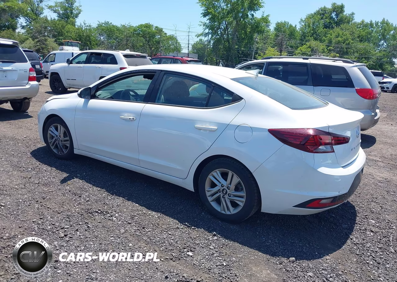 2020 Hyundai Elantra Value Edition VIN:5NPD84LF1LH615195 - 3