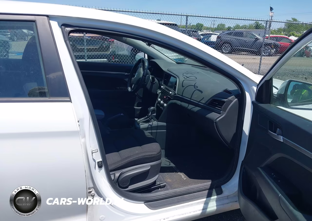 2020 Hyundai Elantra Value Edition VIN:5NPD84LF1LH615195 - 5