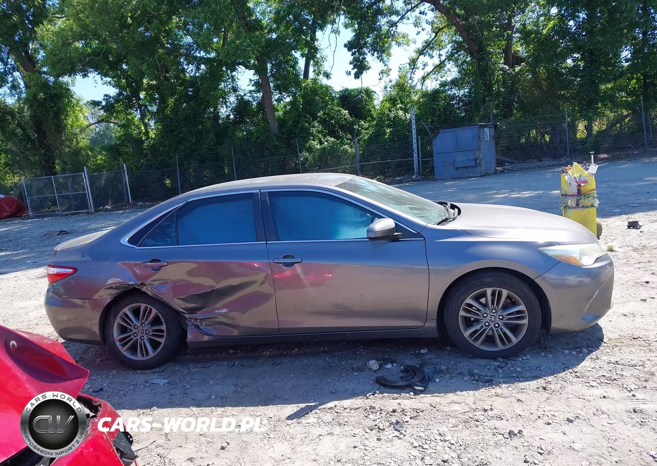 2016 Toyota Camry Se VIN:4T1BF1FK0GU203376 - 13