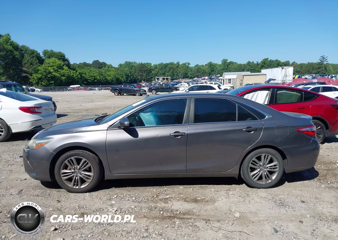 2016 Toyota Camry Se VIN:4T1BF1FK0GU203376 - 14