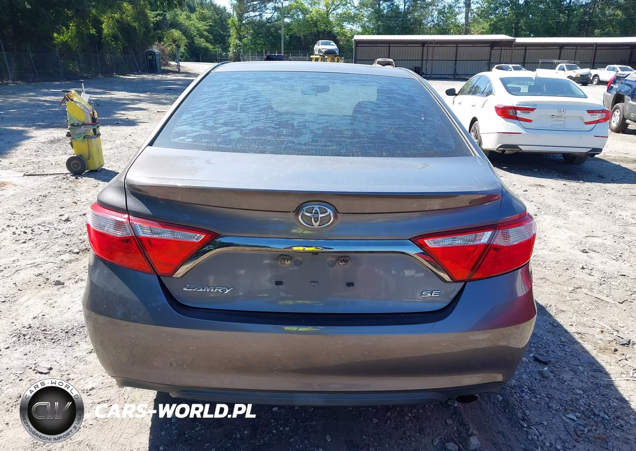 2016 Toyota Camry Se VIN:4T1BF1FK0GU203376 - 16