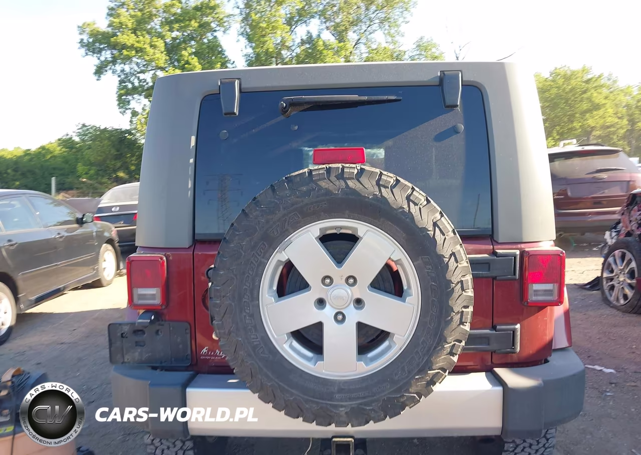 2008 Jeep Wrangler Unlimited Sahara VIN:1J4GA59188L517197 - 17