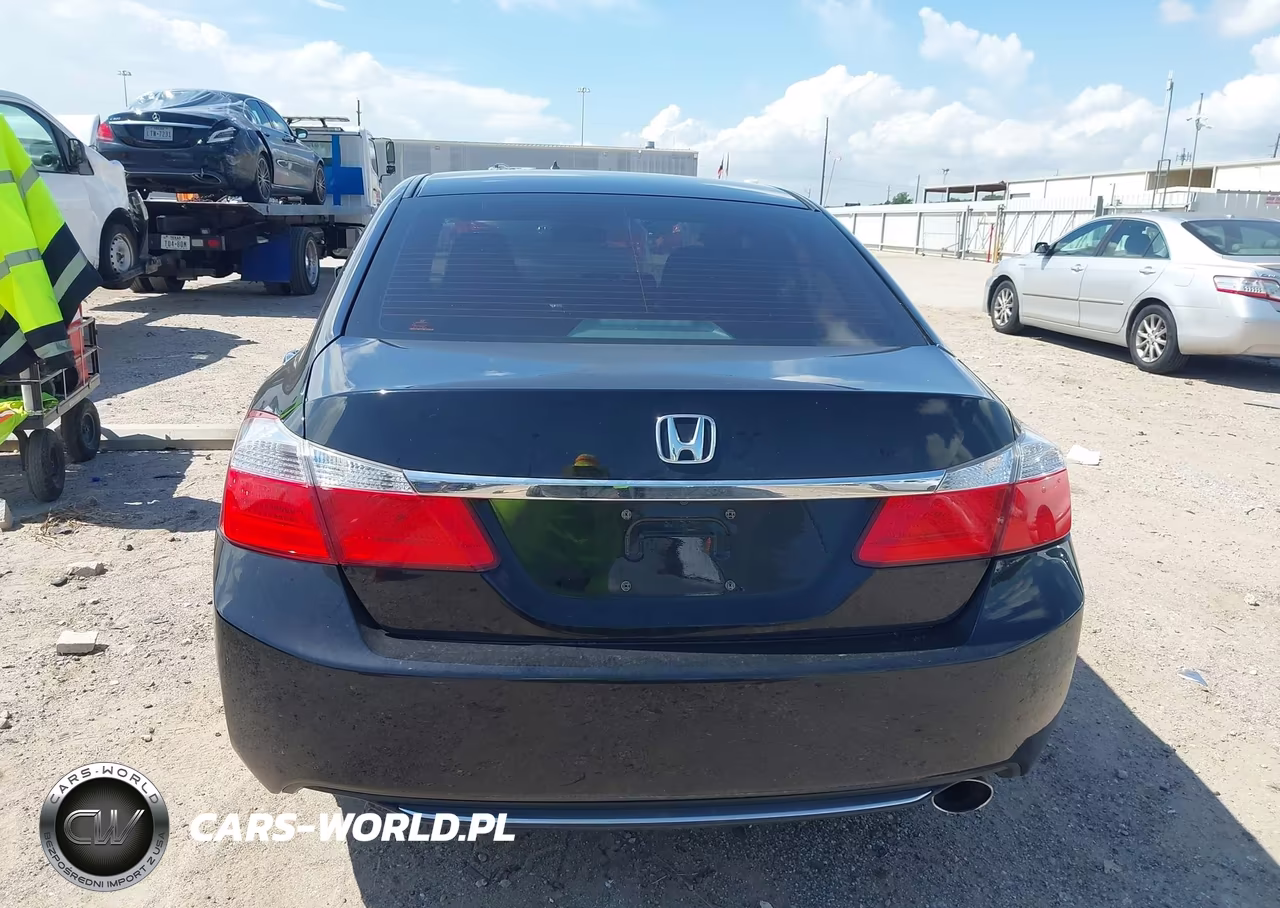 2013 Honda Accord Lx VIN:1HGCR2F33DA042132 - 15