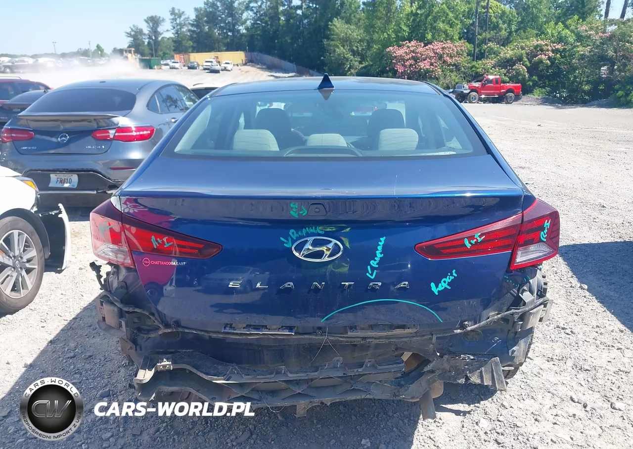 2020 Hyundai Elantra Sel VIN:5NPD84LF6LH557830 - 16