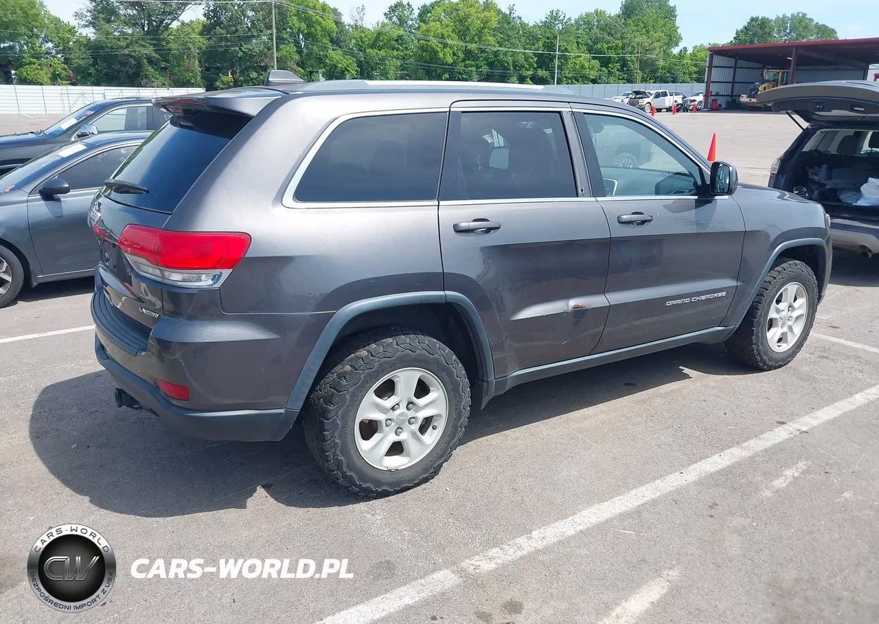 2014 Jeep Grand Cherokee Laredo VIN:1C4RJFAGXEC372535 - 4