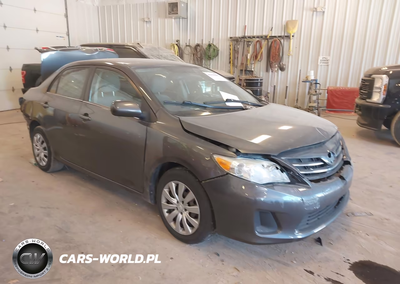 2013 Toyota Corolla Le – zdjęcie 1 z 17
