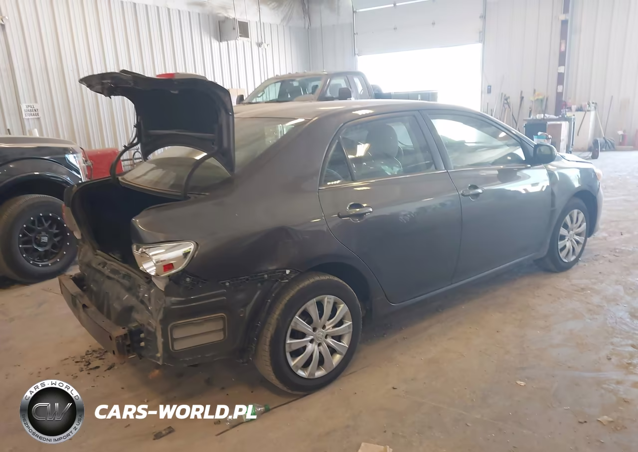 2013 Toyota Corolla Le VIN:2T1BU4EE7DC989726 - 4