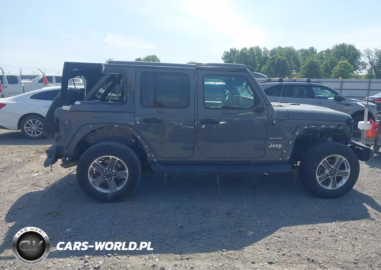 2020 Jeep Wrangler Unlimited Sahara VIN:1C4HJXEN2LW217094 - 14