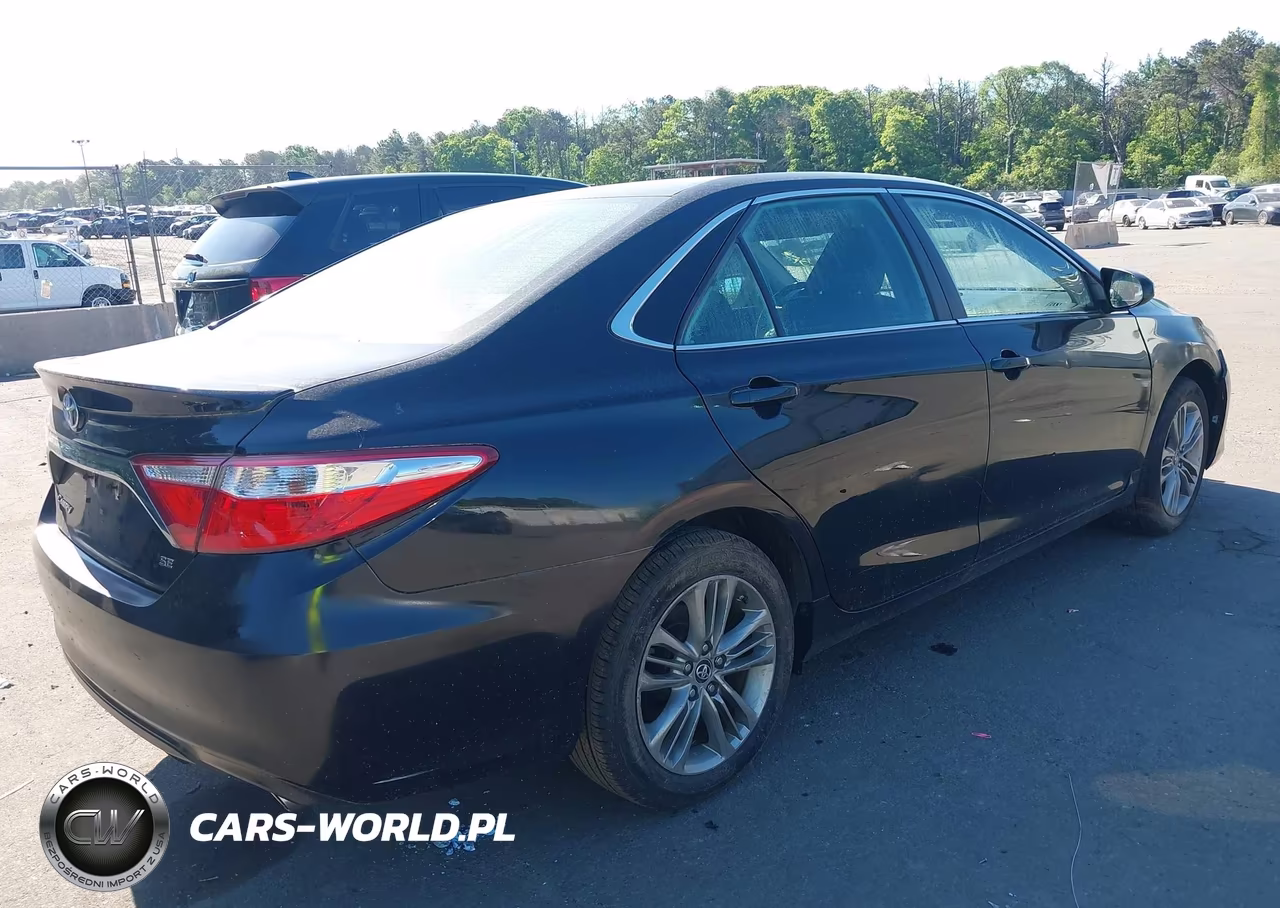 2017 Toyota Camry Se VIN:4T1BF1FK0HU721991 - 4