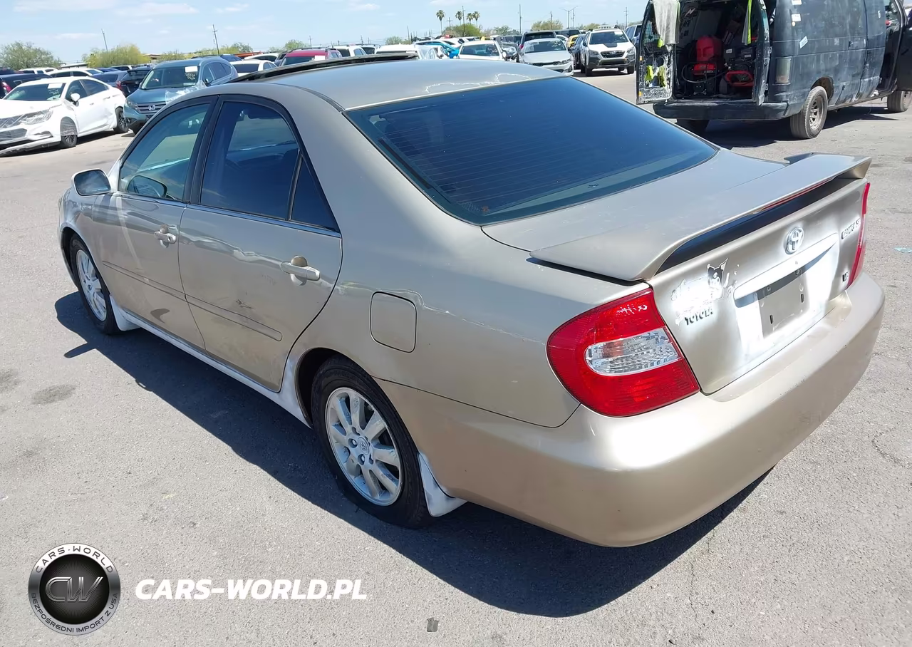 2002 Toyota Camry Se V6 VIN:4T1BF30K32U504561 - 3