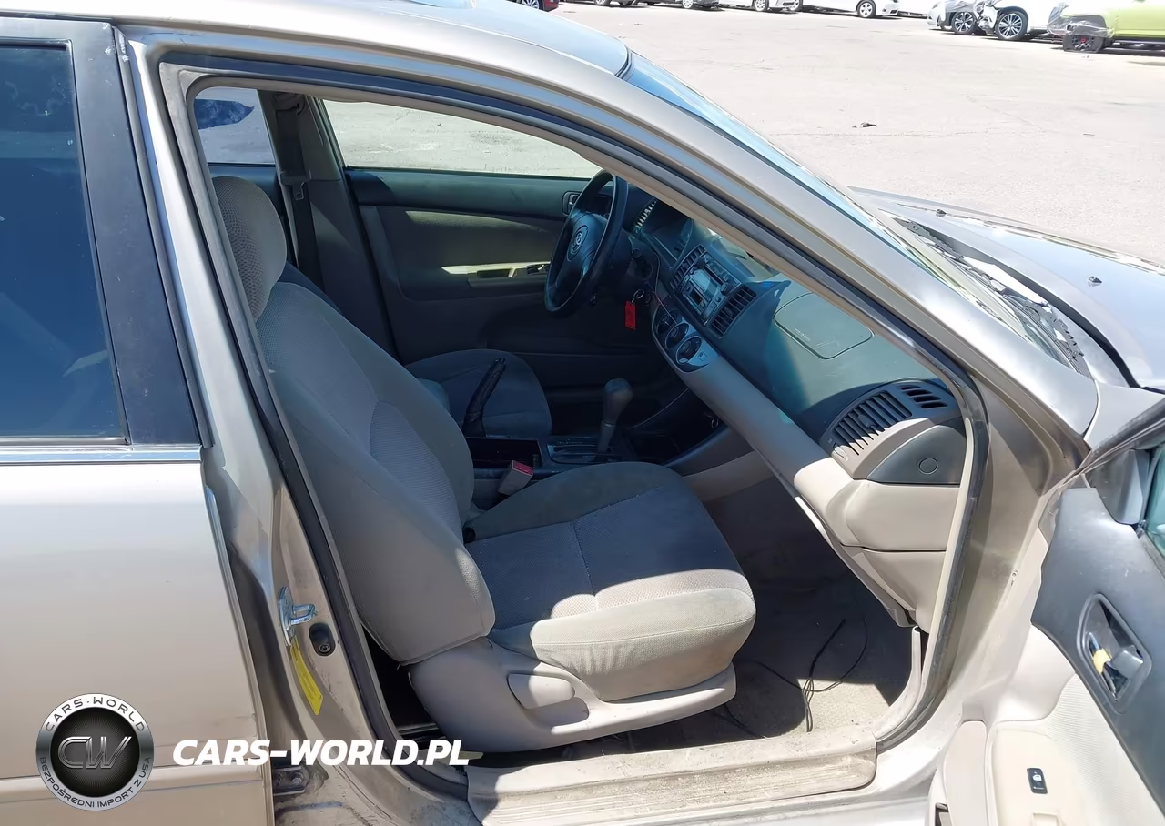 2002 Toyota Camry Se V6 VIN:4T1BF30K32U504561 - 5