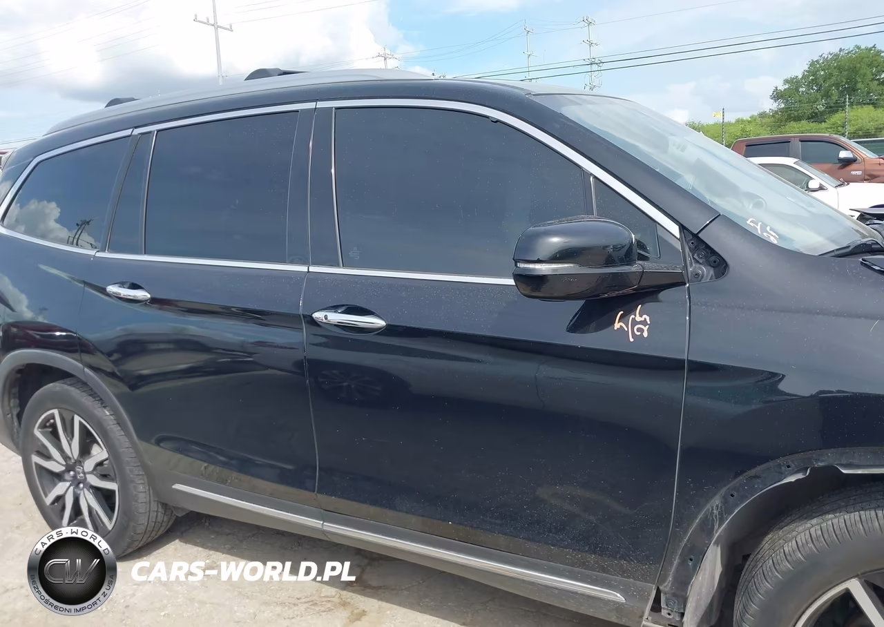 2021 Honda Pilot 2Wd Touring 8 Passenger VIN:5FNYF5H90MB000072 - 14