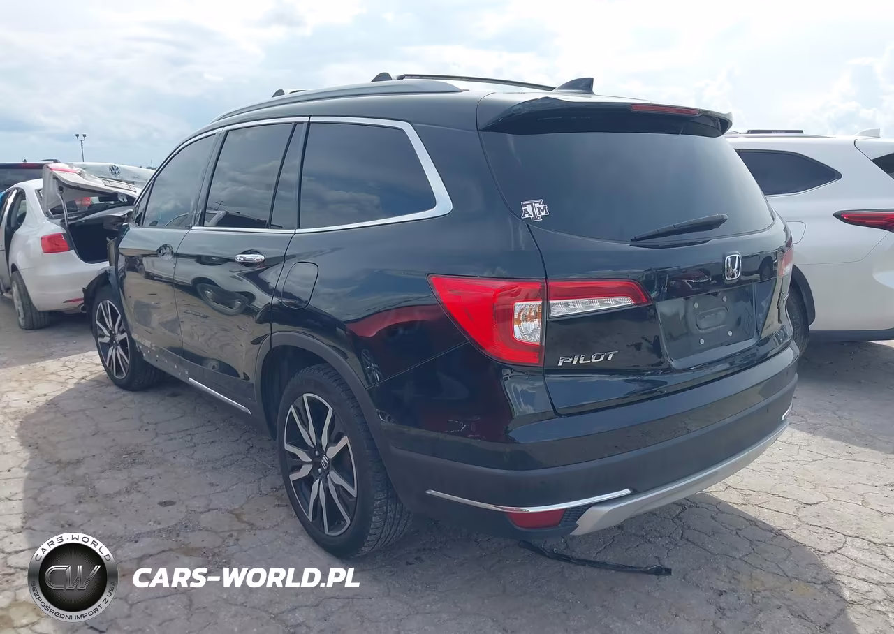 2021 Honda Pilot 2Wd Touring 8 Passenger VIN:5FNYF5H90MB000072 - 3