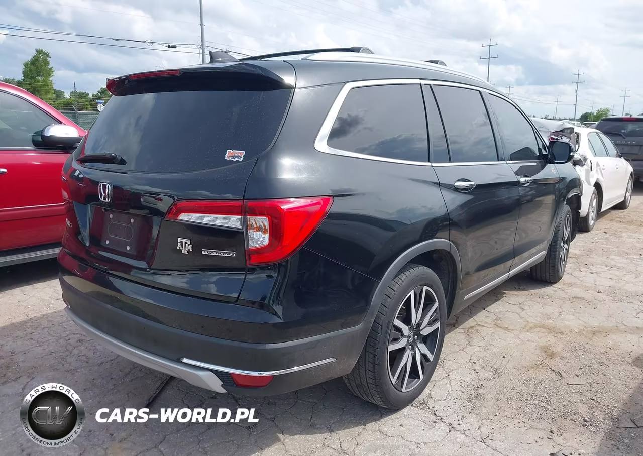 2021 Honda Pilot 2Wd Touring 8 Passenger VIN:5FNYF5H90MB000072 - 4
