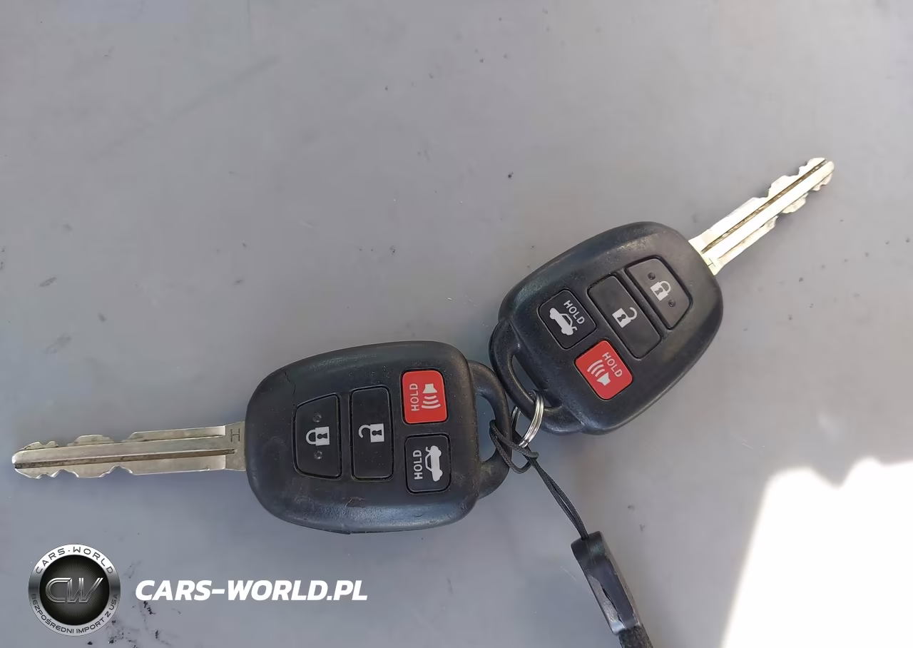 2015 Toyota Camry Le VIN:4T4BF1FK2FR445493 - 11