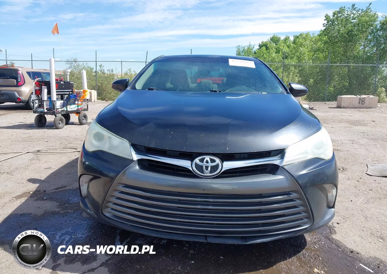 2015 Toyota Camry Le VIN:4T4BF1FK2FR445493 - 12