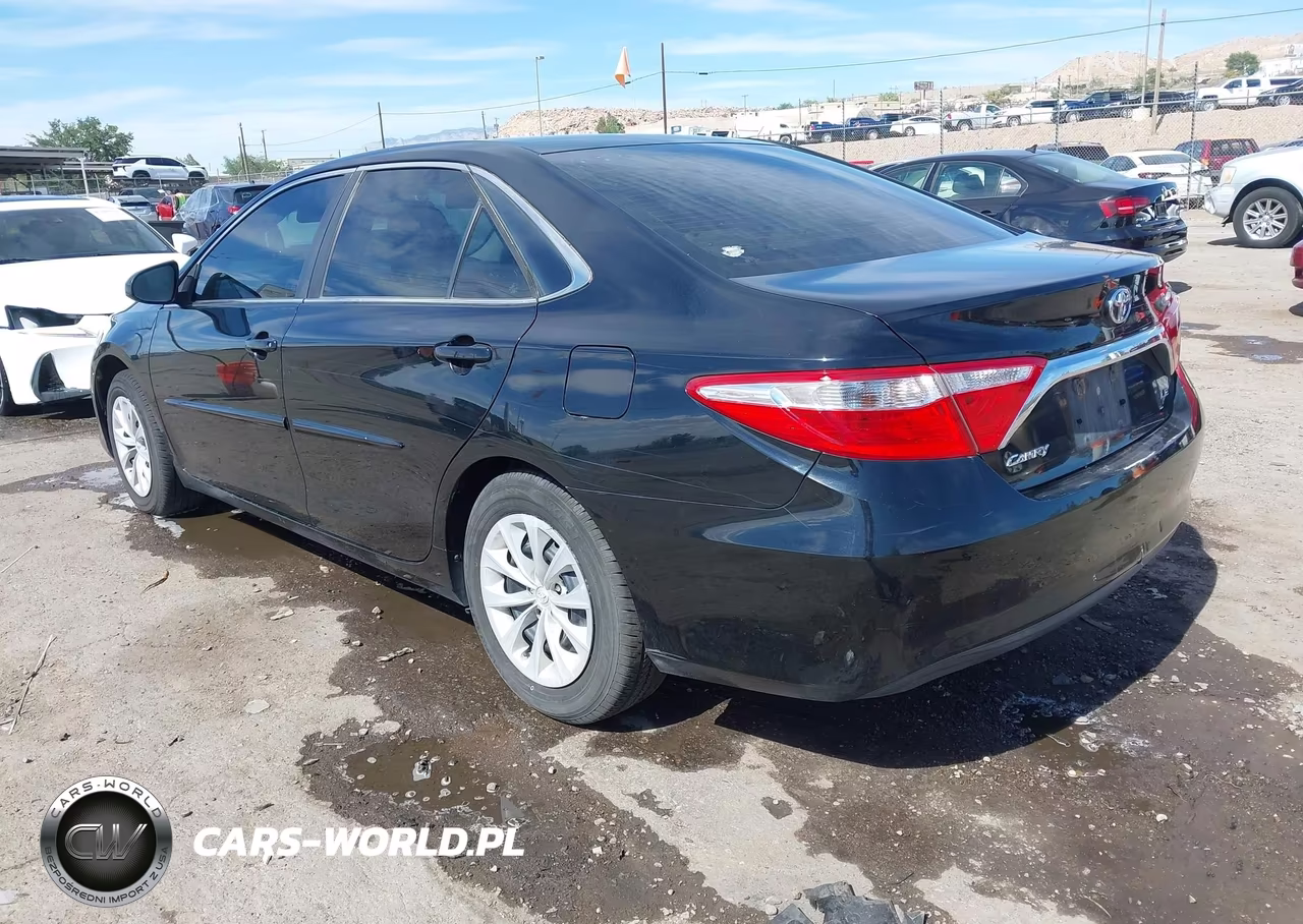 2015 Toyota Camry Le VIN:4T4BF1FK2FR445493 - 3