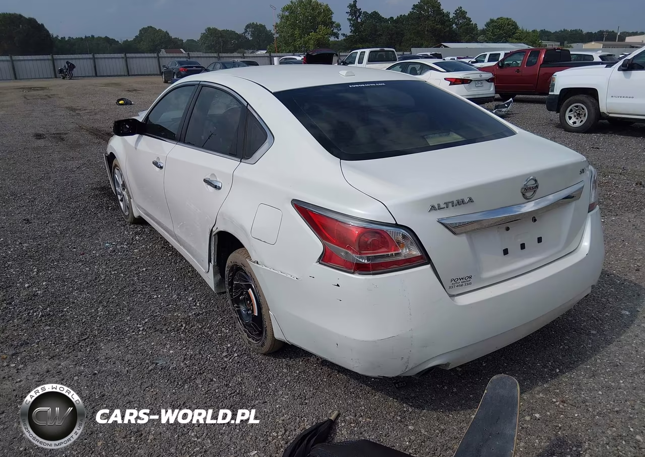 2015 Nissan Altima 2.5 Sv VIN:1N4AL3AP5FC184194 - 3