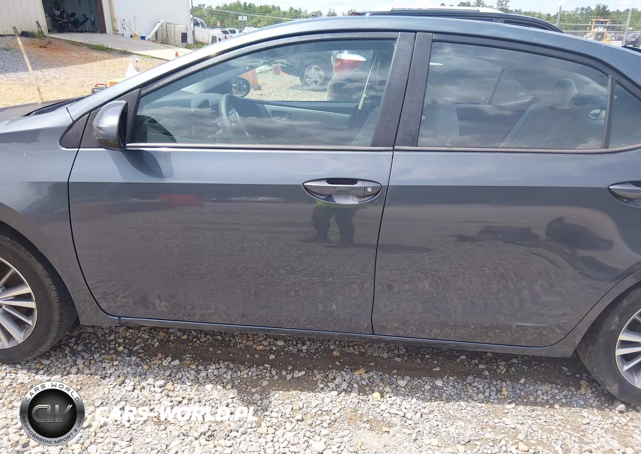 2014 Toyota Corolla Le Plus VIN:5YFBURHE1EP169720 - 15