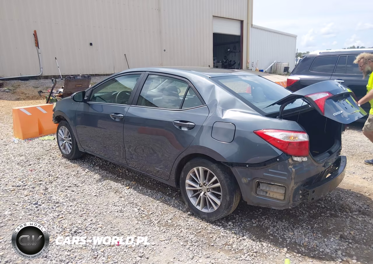 2014 Toyota Corolla Le Plus VIN:5YFBURHE1EP169720 - 3