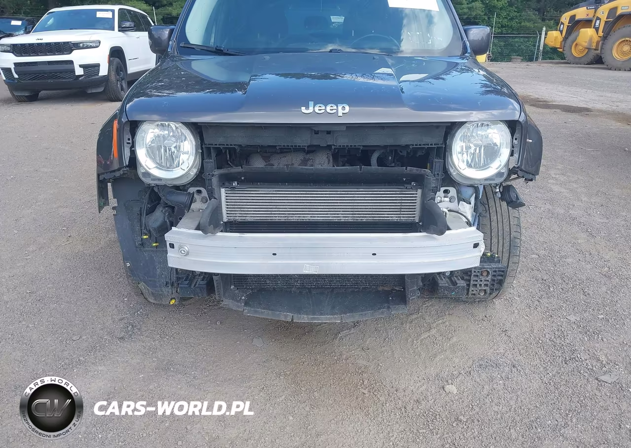 2017 Jeep Renegade Latitude 4X4 VIN:ZACCJBBB1HPF46252 - 6