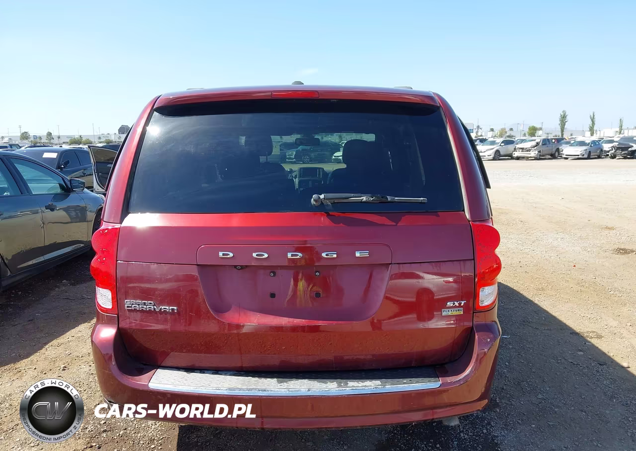2019 Dodge Grand Caravan Sxt VIN:2C4RDGCG5KR724482 - 16