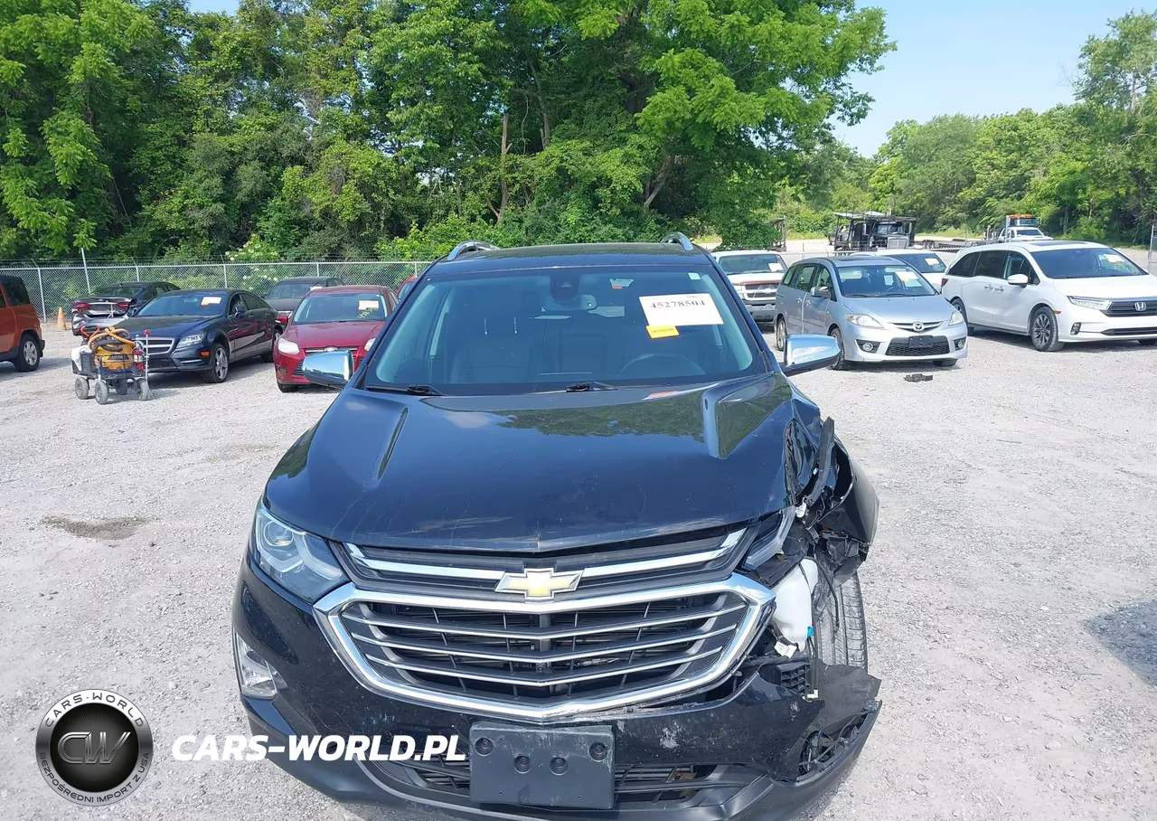 2018 Chevrolet Equinox Premier VIN:2GNAXNEX9J6342663 - 13