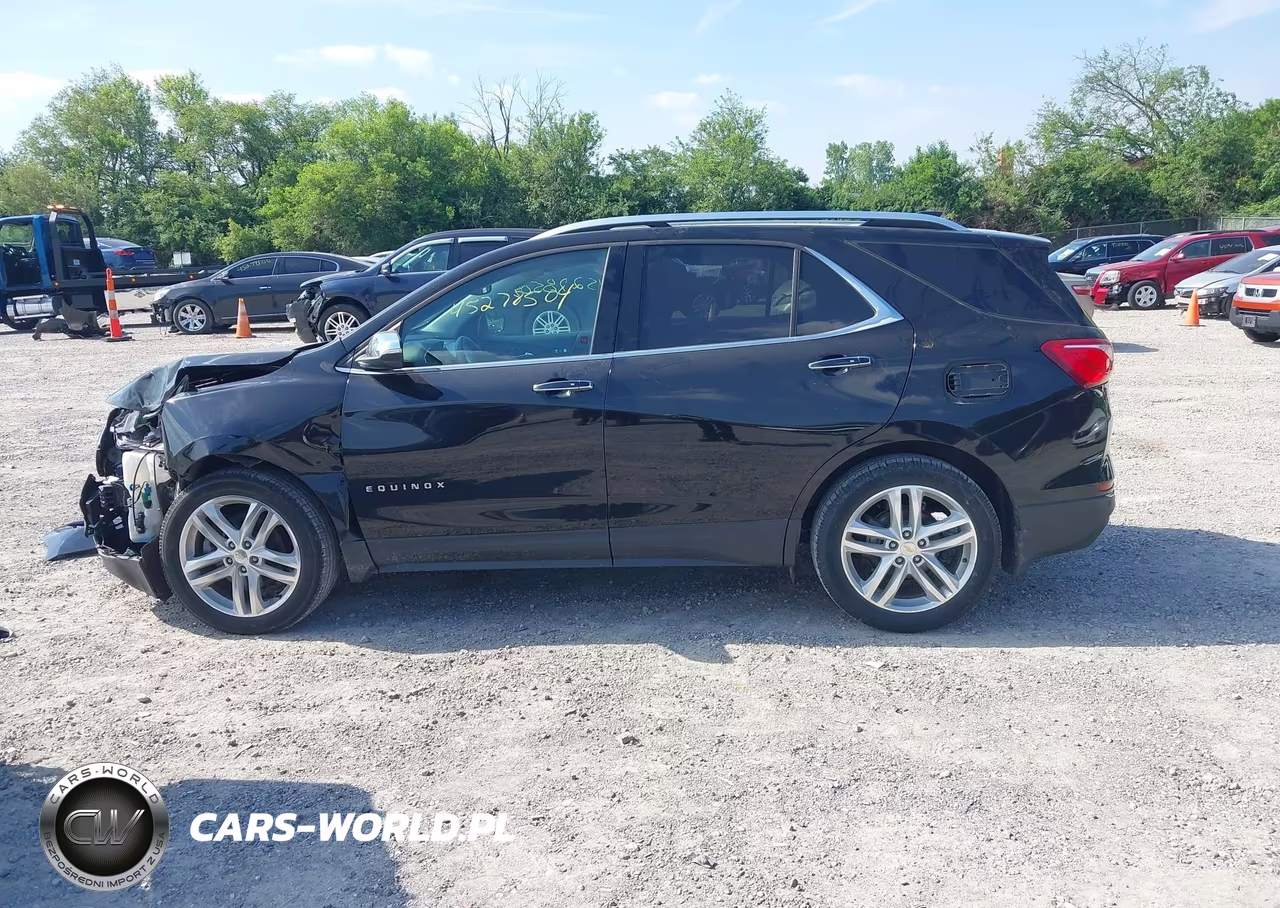 2018 Chevrolet Equinox Premier VIN:2GNAXNEX9J6342663 - 15