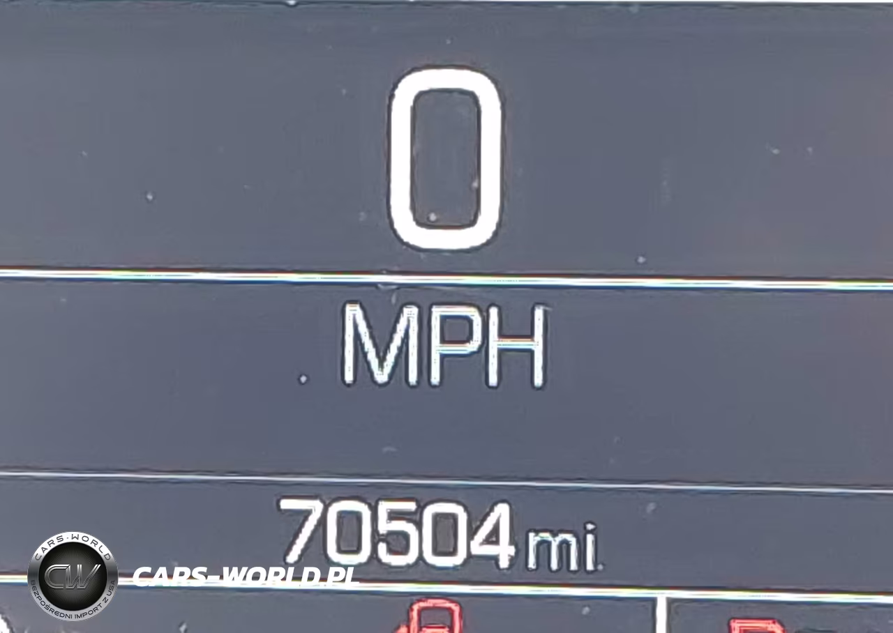 2018 Chevrolet Equinox Premier VIN:2GNAXNEX9J6342663 - 16