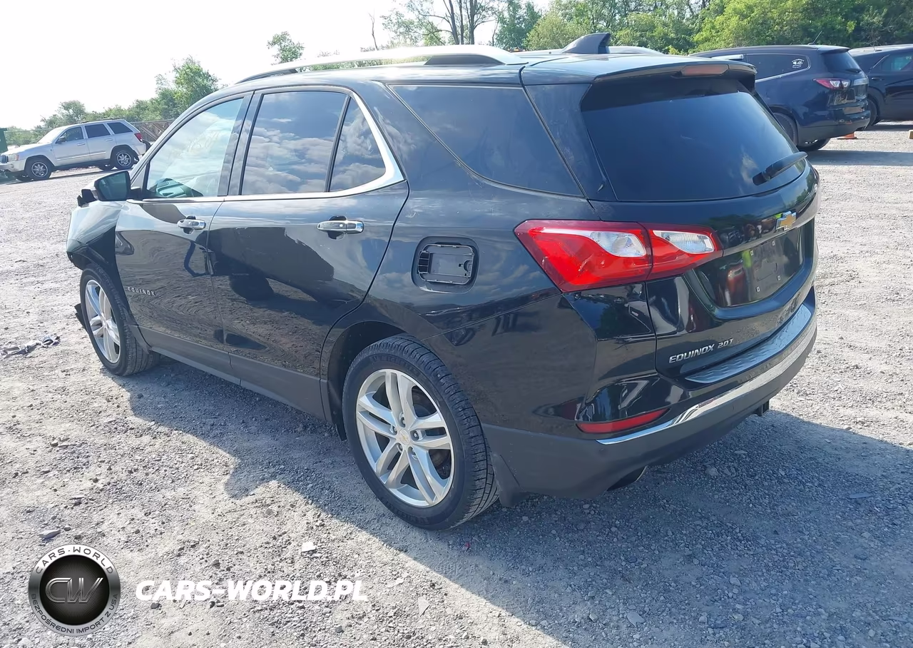 2018 Chevrolet Equinox Premier VIN:2GNAXNEX9J6342663 - 3
