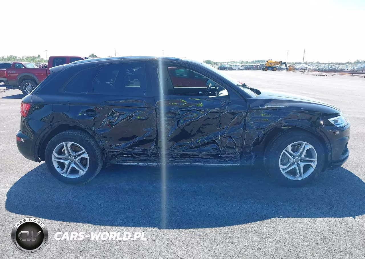 2018 Audi Q5 2.0T Premium VIN:WA1ANAFY1J2232440 - 14