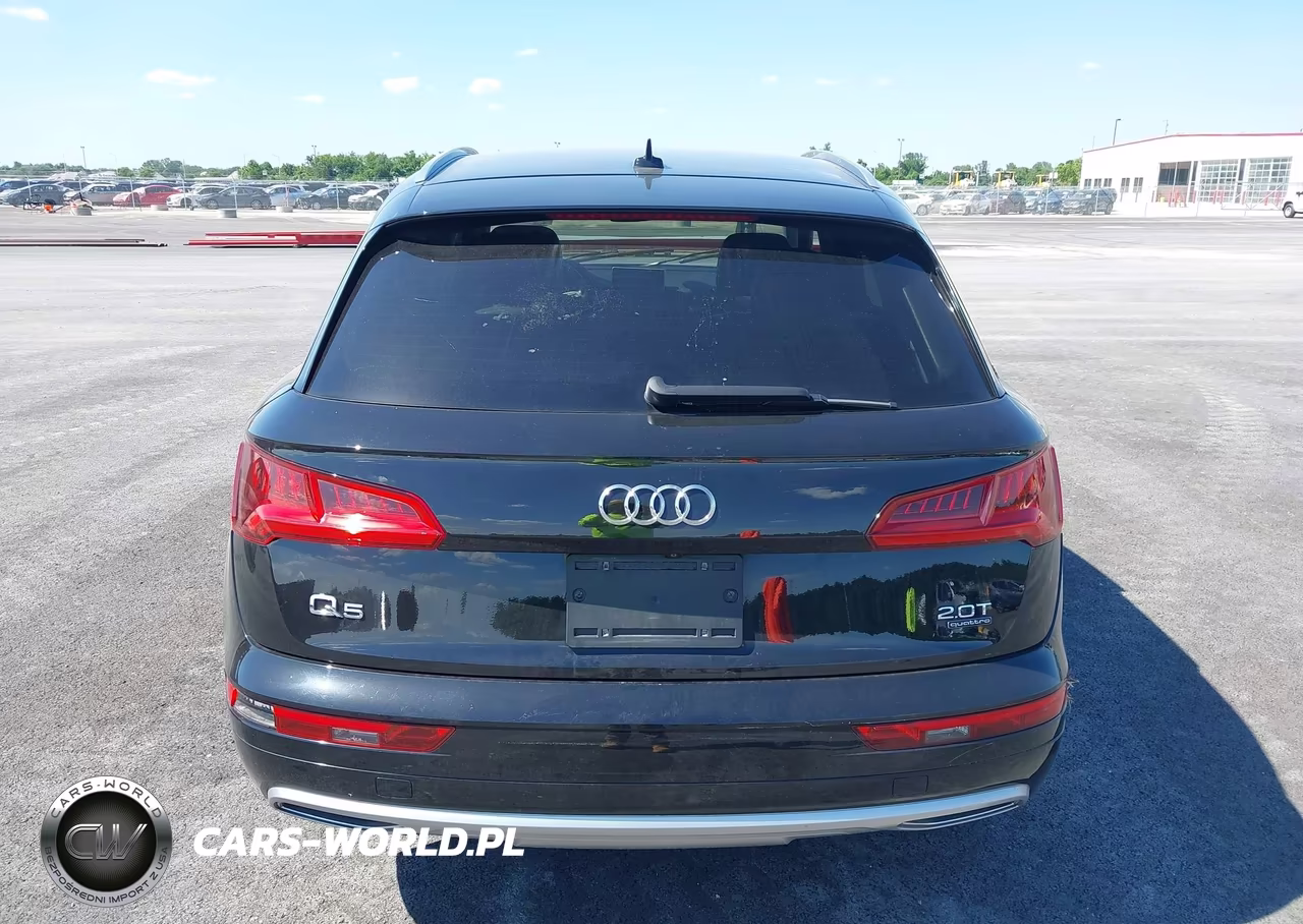 2018 Audi Q5 2.0T Premium VIN:WA1ANAFY1J2232440 - 17