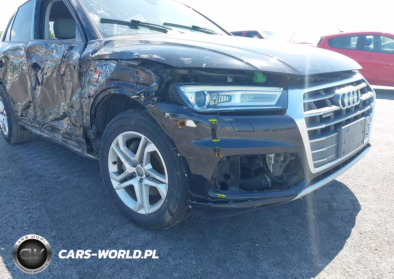 2018 Audi Q5 2.0T Premium VIN:WA1ANAFY1J2232440 - 6