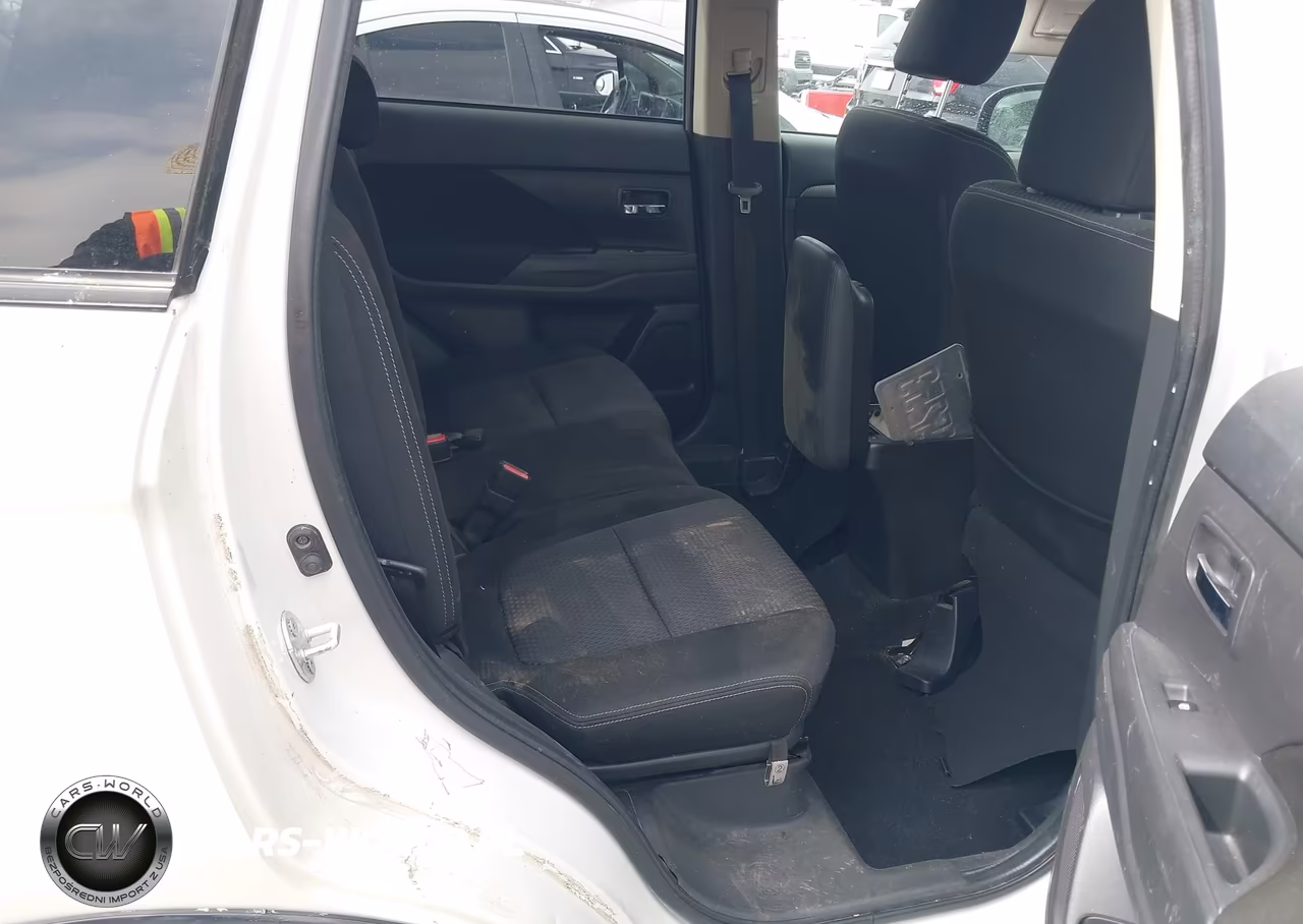 2016 Mitsubishi Outlander Es VIN:JA4AD2A37GZ000347 - 8