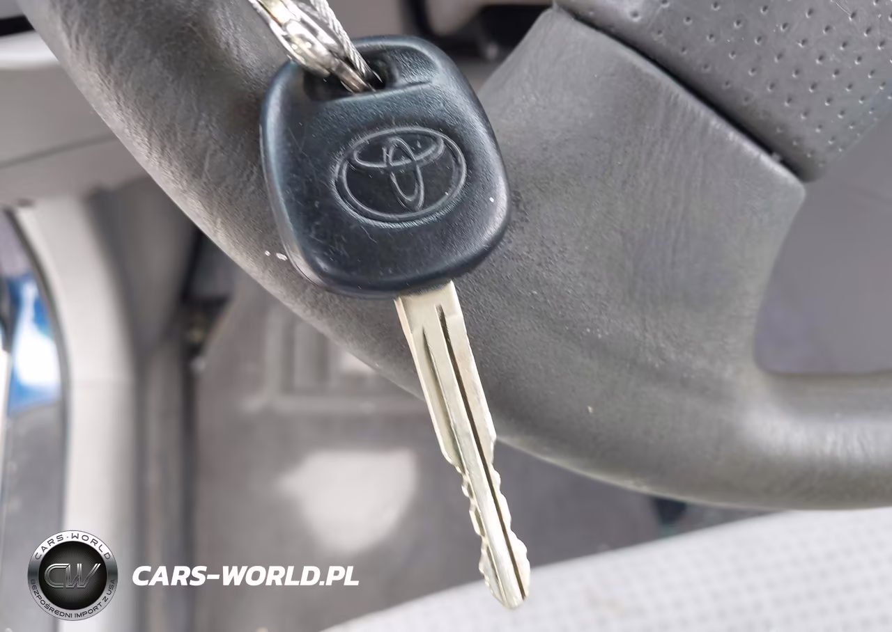 2007 Toyota Corolla Ce VIN:JTDBR32E270106761 - 11