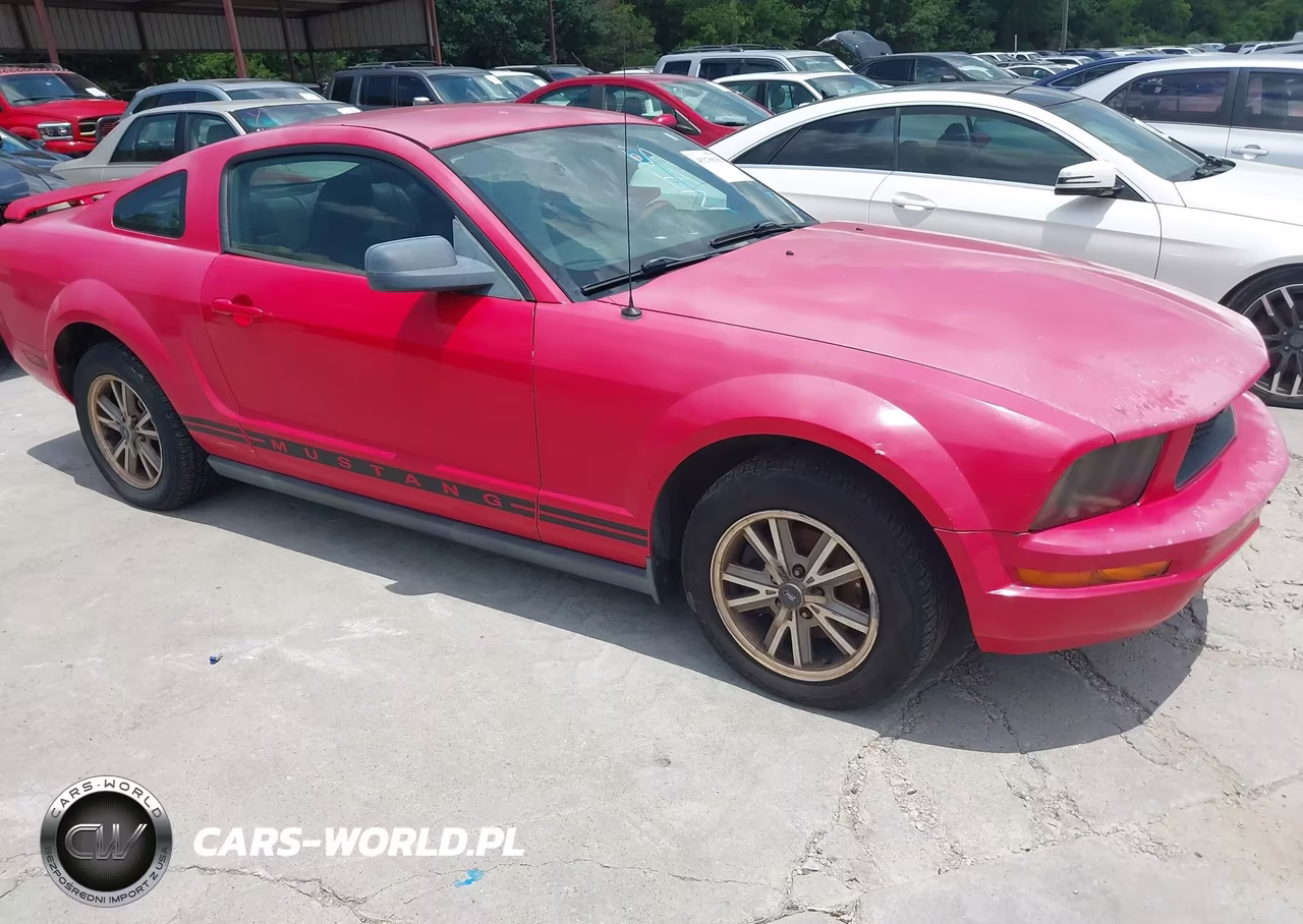 2005 Ford Mustang V6 Deluxe-V6 Premium