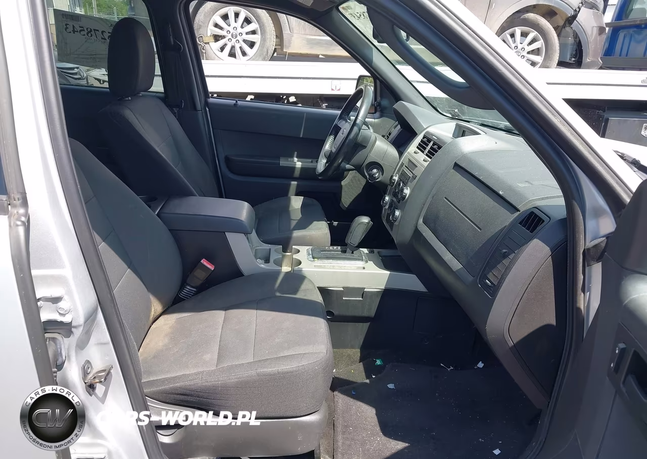 2011 Ford Escape Xlt VIN:1FMCU9D72BKB26358 - 5