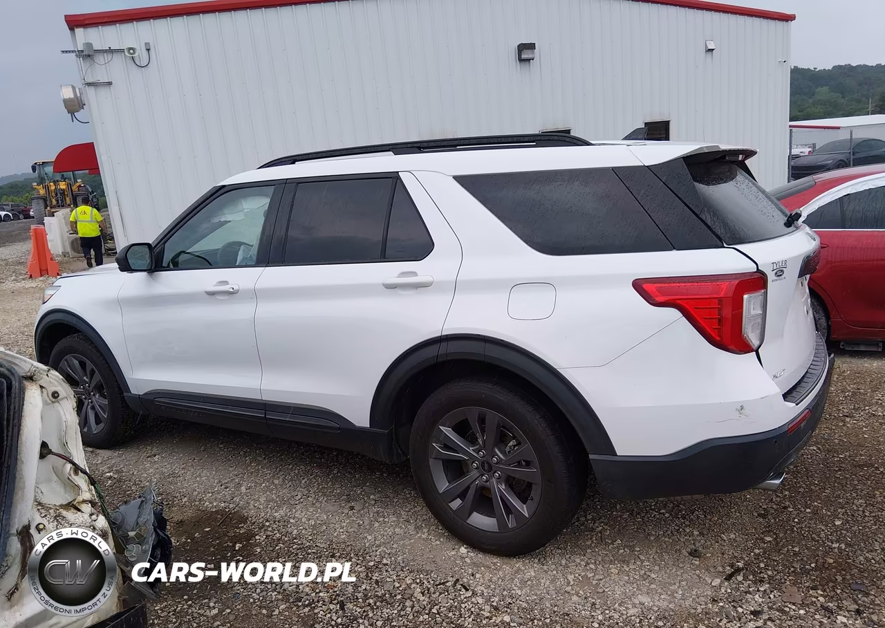2021 Ford Explorer Xlt VIN:1FMSK7DH9MGC33606 - 14