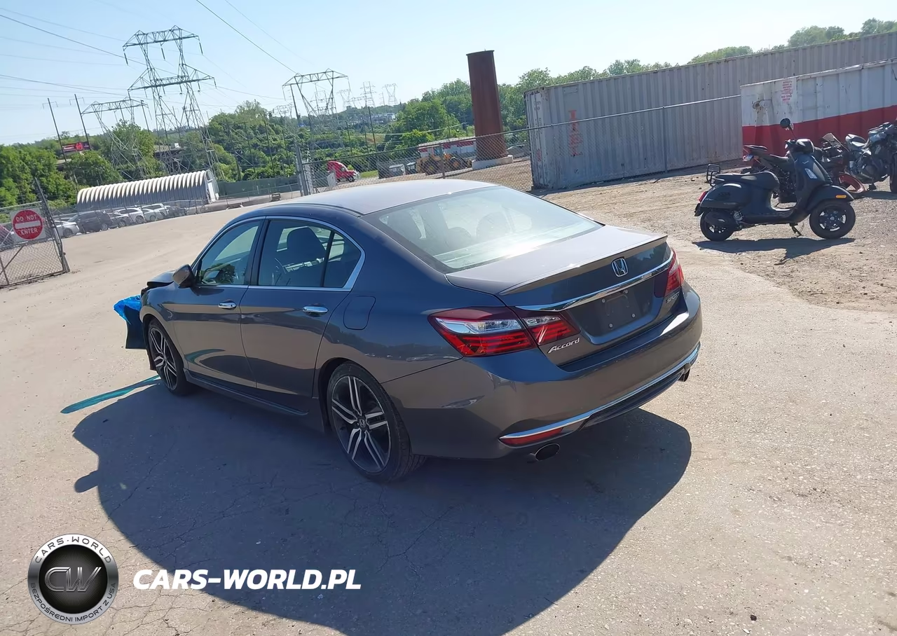 2016 Honda Accord Sport VIN:1HGCR2F57GA070277 - 3