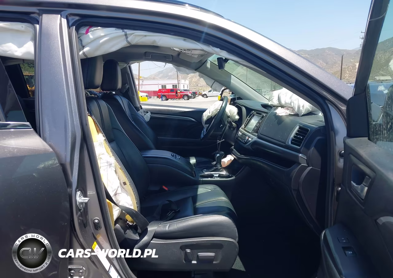 2018 Toyota Highlander Se VIN:5TDJZRFH5JS550157 - 5
