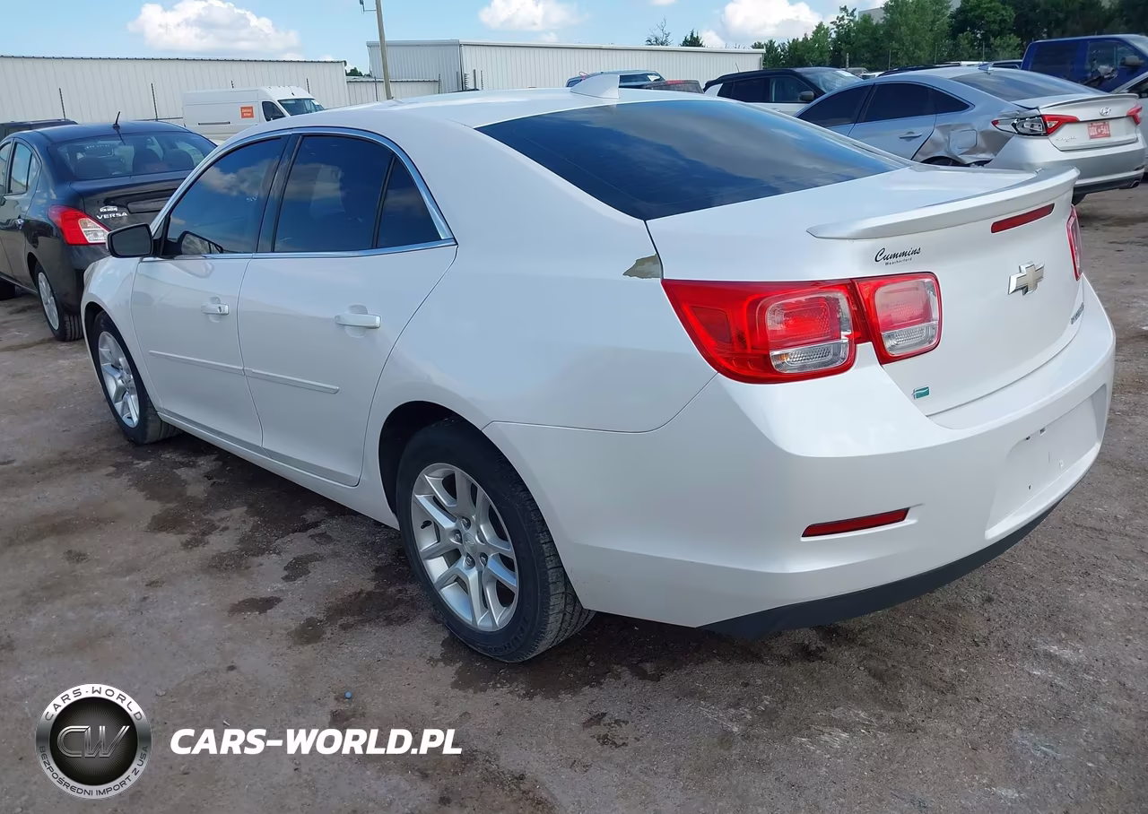 2015 Chevrolet Malibu 1Lt VIN:1G11C5SL5FF348861 - 3